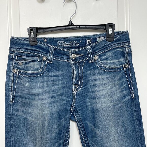 Miss Me Womens Cross Embellished Capri Jeans Medium Wash Stretch Denim Size 30 - Picture 7 of 12